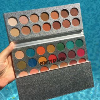 Bảng phấn mắt 63 ô Glazed  Beauty
