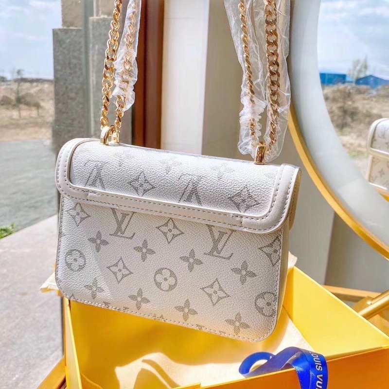 Túi xách Lv metis mini