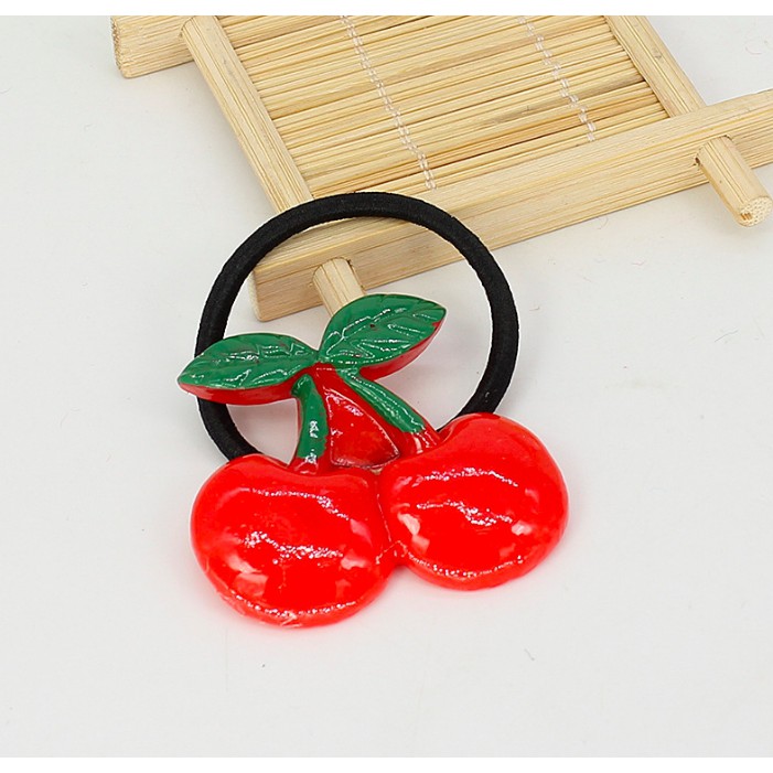 Combo 3 cột tóc trái cây. Mẫu y hình. Giá 35k/3 cái. Hàng luôn có sẵn rất đẹp nha các bạn.