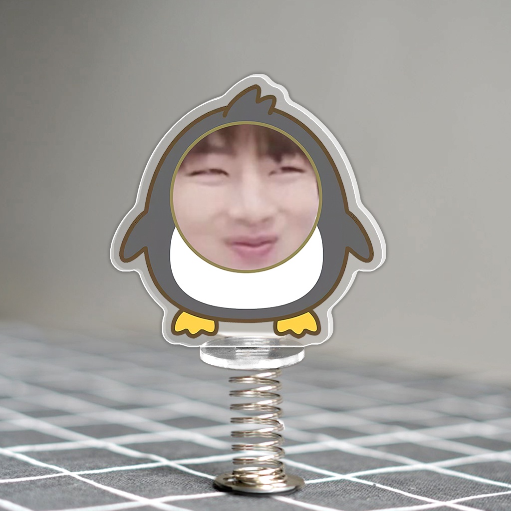 Standee lò xo lắc lư đáng yêu trong suốt đế dính trang trí in theo yêu cầu chibi