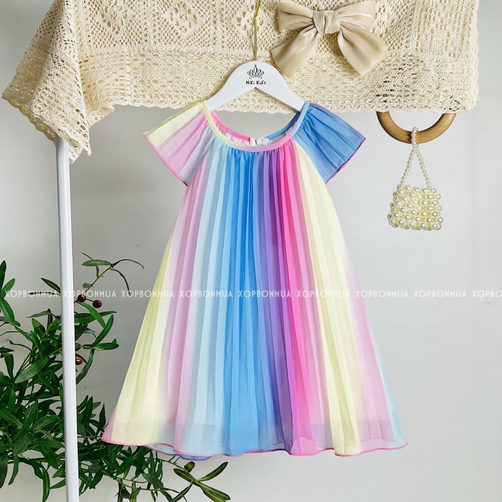 THIẾT KẾ DÁNG CHỮ A, CHẤT VOAN CHIFFON CHUYỂN MÀU RỰC RỠ CHO NGÀY HÈ - SHOP BỐN MÙA