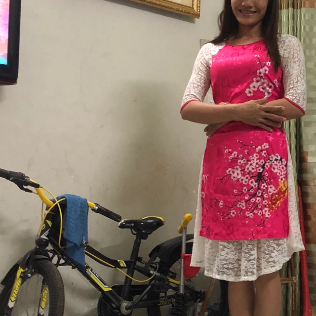 Áo dài cách tân cho mẹ và bé vải gấm và voan