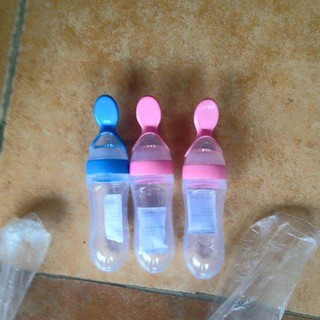 BÌNH THÌA ĂN DẶM CHO BÉ YÊU ( CHẤT LIỆU SILICONE )