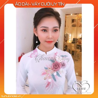 Áo dài truyền thống đính kèm hoa nổi cực đẹp