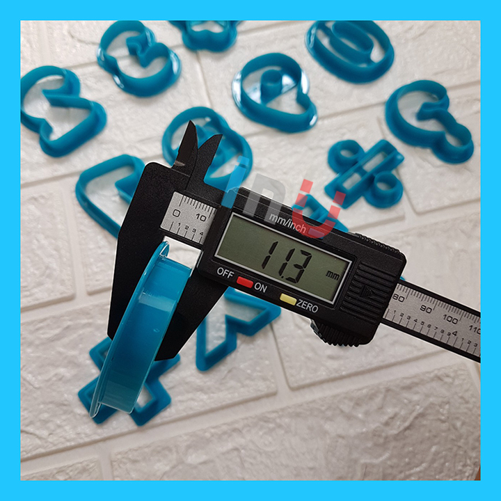 HCM - Bộ khuôn cutter 16 chữ số và phép tính, khuôn số làm fondant trang trí bánh