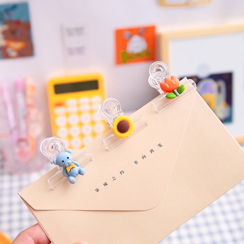 Mua Kẹp bướm trong suốt đính sticker - kẹp giấy trong suốt 3.5x5cm ...