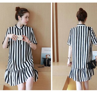 Váy bầu kẻ đen đuôi cá