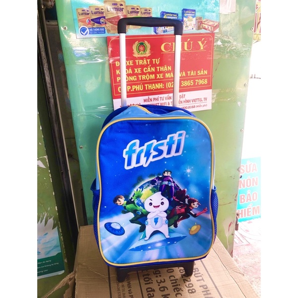 Valy kéo cho bé - quà từ Fristi