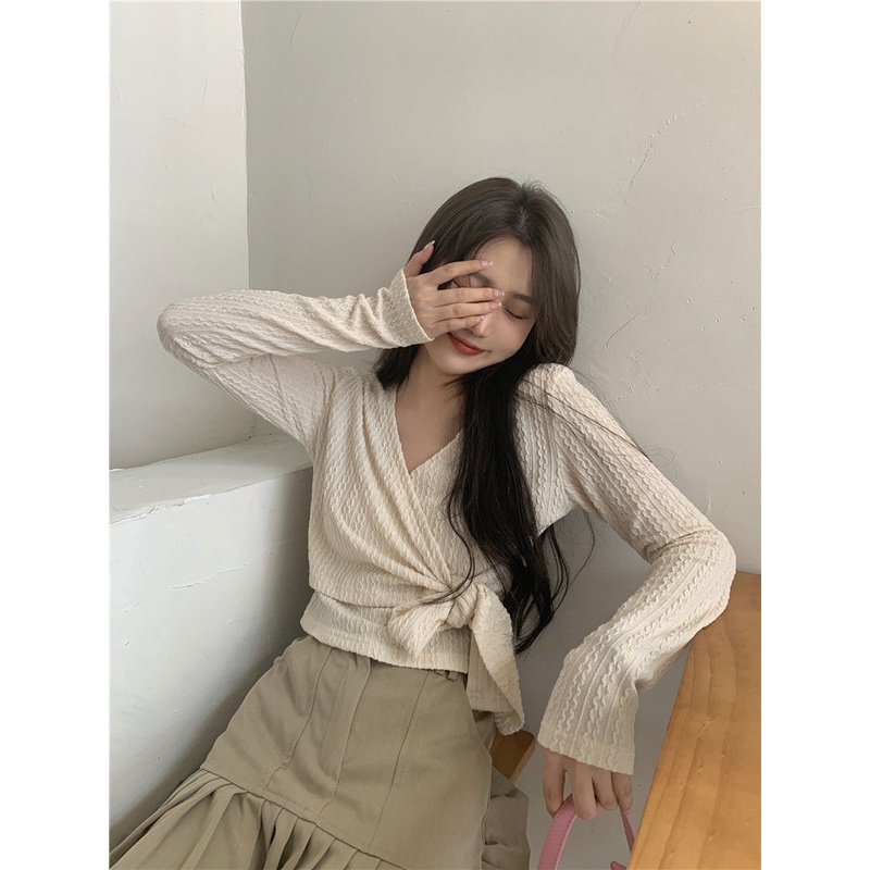 Áo thun tay dài cổ chữ V thiết kế mới thời trang xuân thu dành cho nữ 2021