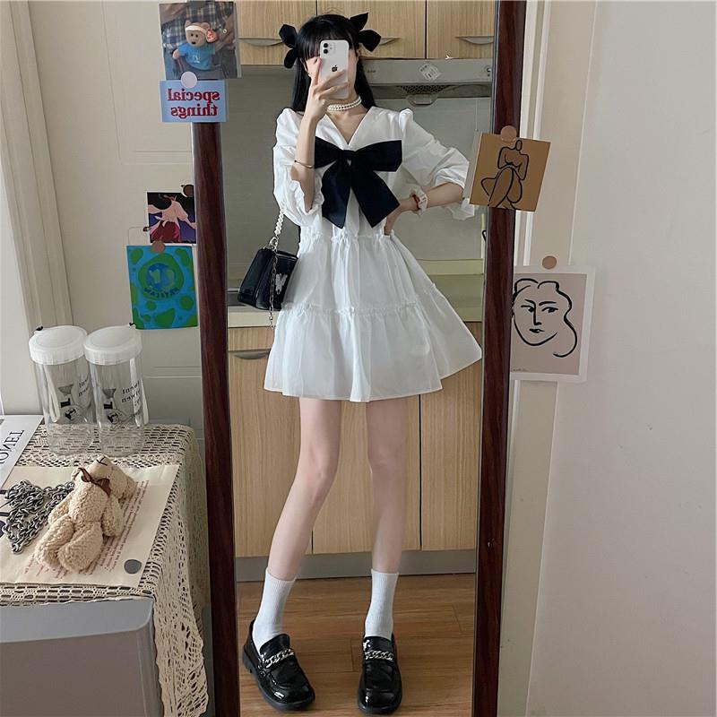 Đầm tay dài phồng cổ chữ v phong cách mùa hè thời trang dễ thương cho nữ | BigBuy360 - bigbuy360.vn