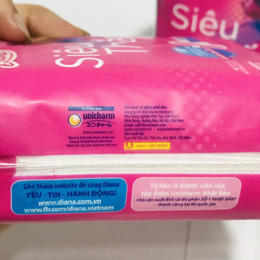 Băng vệ sinh Diana siêu thấm siêu mỏng cánh 8 miếng/gói