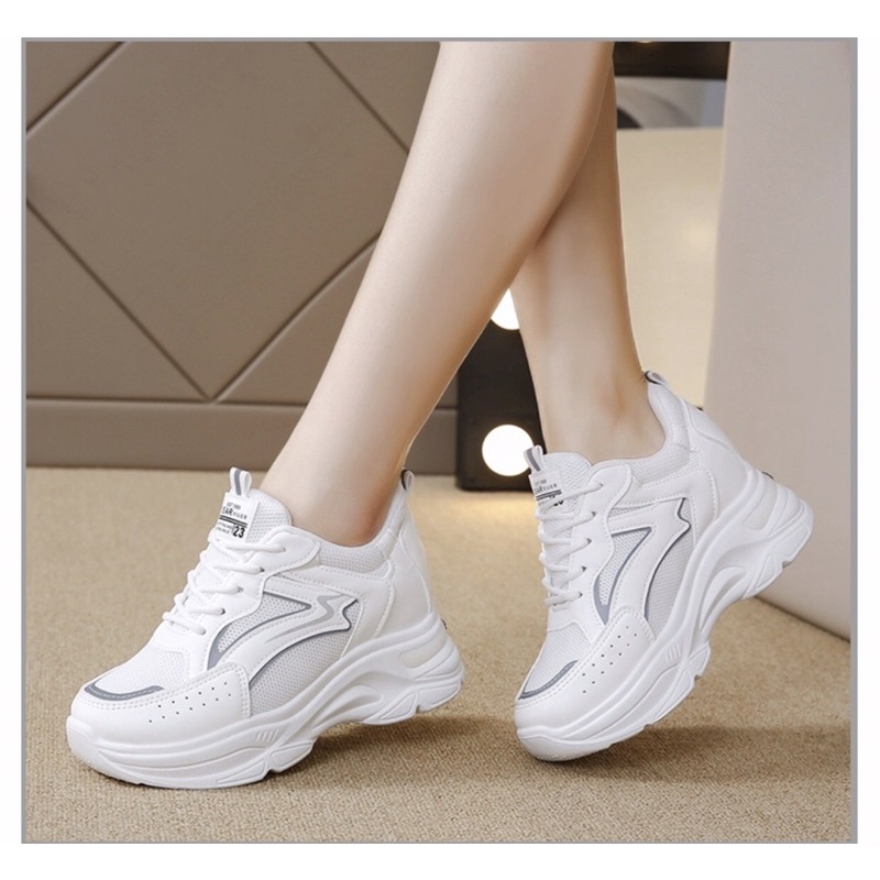 Giầy thể thao nâng đế bằng 8 p phối lưới siêu hịn hót!!!lưu ý phom nhỏ quý khách đặt tăng lên 1 sai nha