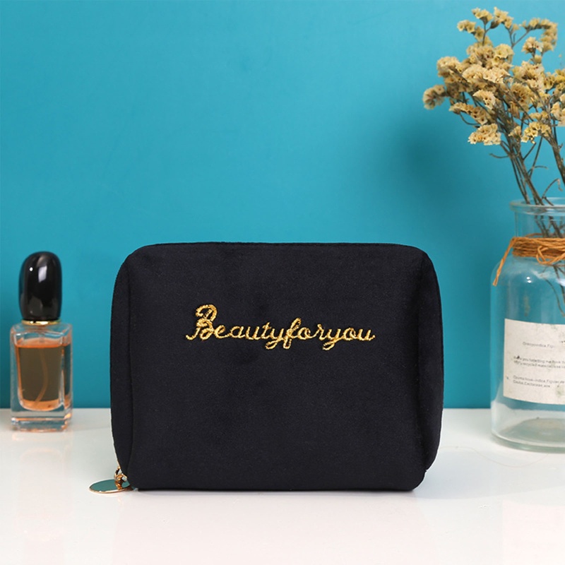 Túi Đựng Mỹ Phẩm / Đồ Vệ Sinh Cá Nhân Bằng Nhung Thêu Chữ Sức Chứa Lớn Tiện Dụng Cho Nữ