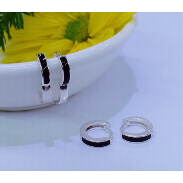 Khuyên tai vuông tròn trơn bạc ta viền đen đk 8-9mm 1 chiếc dày dặn