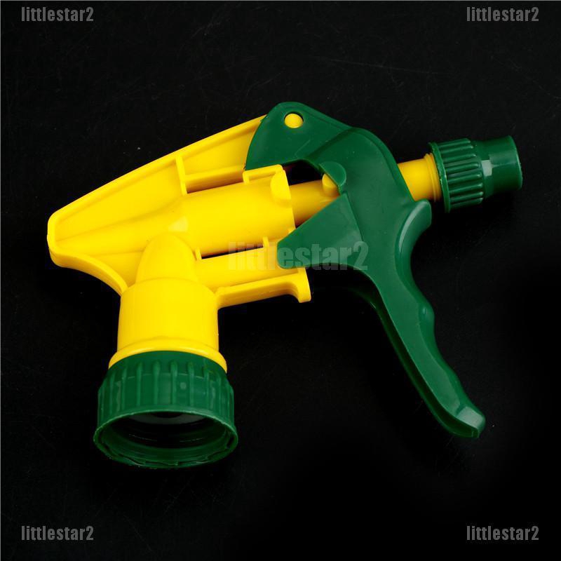 Đầu vòi xịt và ống hút nước dùng tưới cây tiện dụng