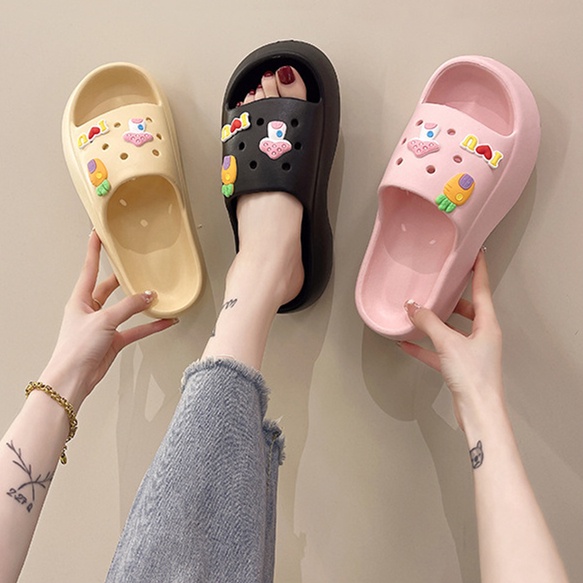 Tikp Dép Sandal Tikp Đục Lỗ Thoáng Khí Chống Mòn Thoải Mái Có 4 Màu Size 36-41 MS082 Thời Trang Đi Biển Cho Nữ