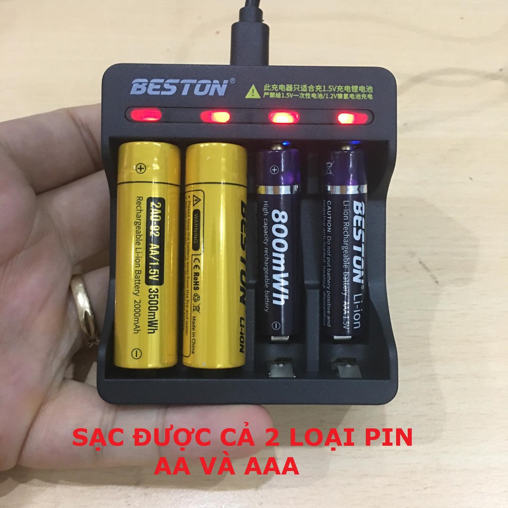 Bộ 4 pin tiểu sạc AA Beston 1.5V Dung lượng cao Hàng cao cấp kèm Bộ sạc Tự ngắt Có đèn báo đầy Pin micro không dây