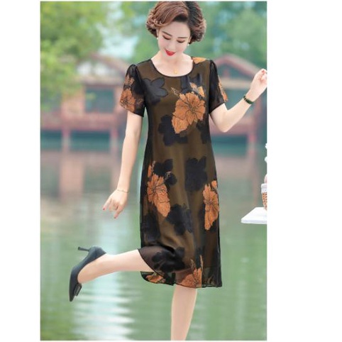 Váy Đầm Thiết Kế Họa Tiết Hoa Phụ Nữ trung niên cho mẹ