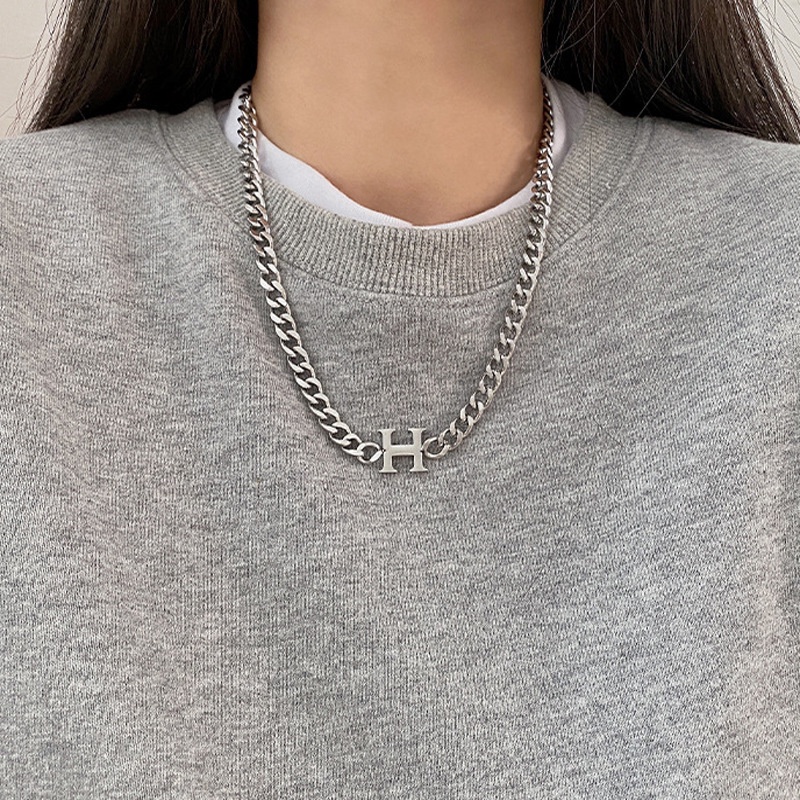 Vòng cổ Thép Titan Không Phai In Chữ H Hàng Mới Phong Cách Đường Phố Dành Cho Nam Và Nữ