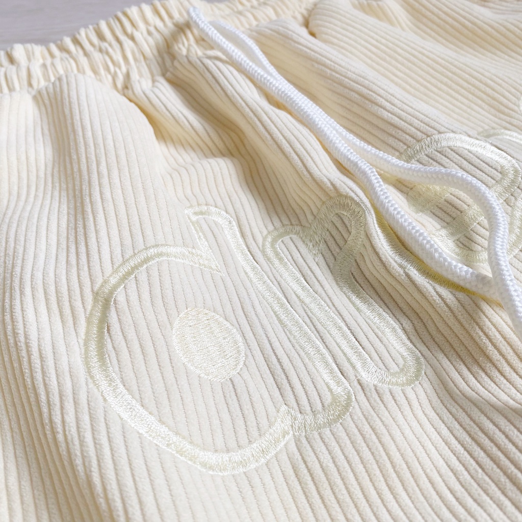 Quần Short, Quần Đùi Ngắn Chất Nhung Gân Kiểu Chữ DREW Siêu Hot Trẻ Trung Cho Nam Nữ Unisex - Villain Shop