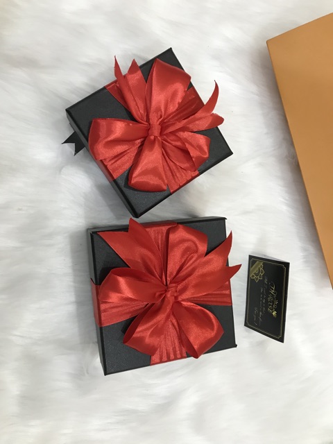 HỘP HOA ĐỰNG SON (DÀI) | BigBuy360 - bigbuy360.vn