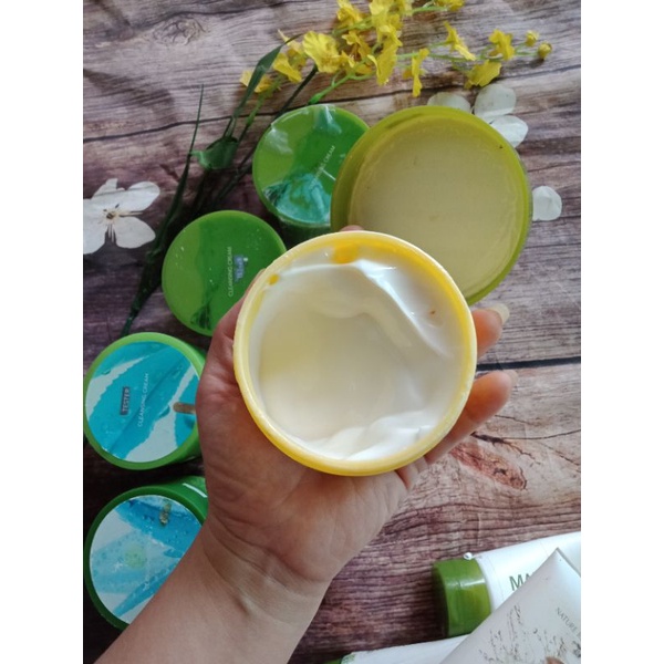 Sữa tẩy trang hàng si đầy gía thanh lý