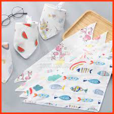1 yếm xô quàng cổ cho bé
