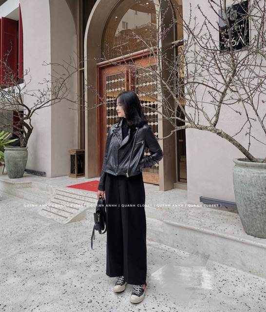 Quần vải đen ống sớ có sẵn sll tại shop phục vụ ce 🥰 | BigBuy360 - bigbuy360.vn