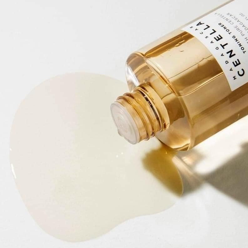 SKIN1004 - Toner Rau Má Cân Bằng Độ pH Phục Hồi Và Tái Tạo Da 210ml