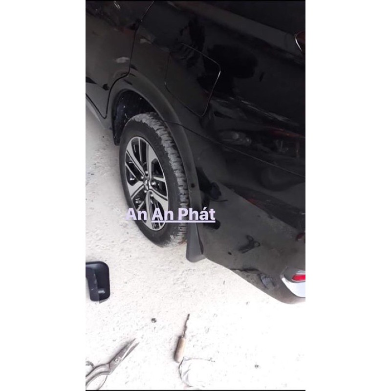 Chắn bùn xe Xpander nhựa dẻo ABS cao cấp hàng theo xe có ảnh thật