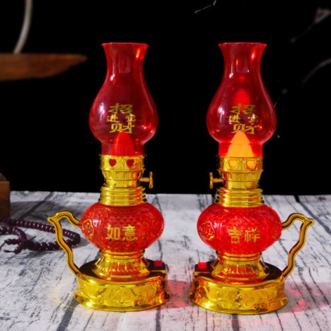 Đèn thờ tổ tiên , thổ thần thổ địa ,phật đản ...dùng pin , cắm điện  kiểu đèn dầu cổ kính trang trọng . Thuong Trademark