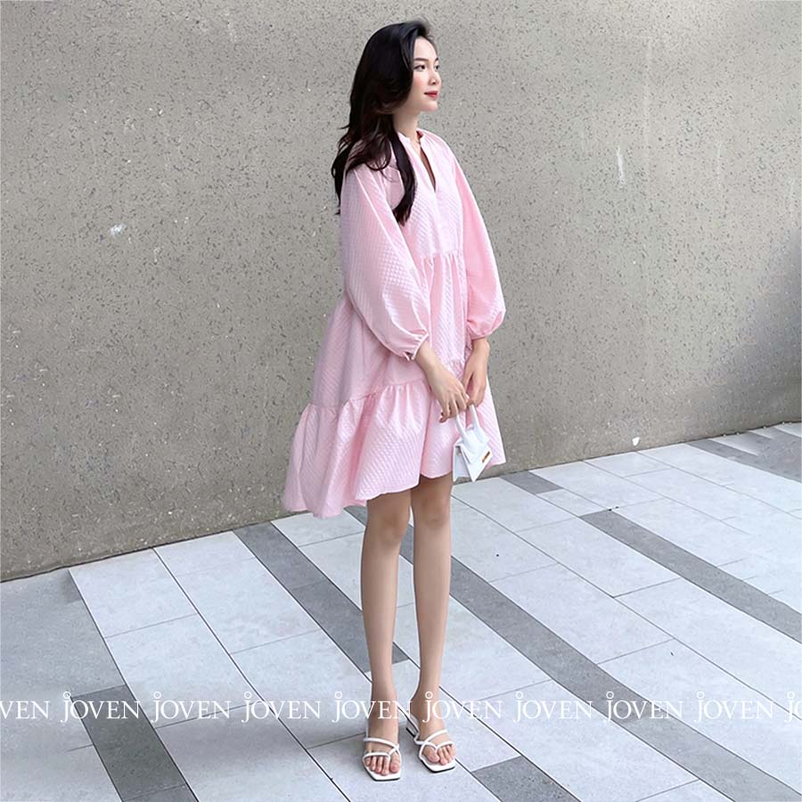 Đầm 3 tầng gấm thoi hồng Joven