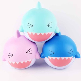 (thanh lý) Jumbo Squishy - Cá mập size 14cm