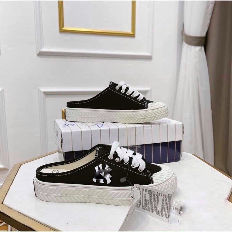 Giày Sục Thể Thao Thêu chữ N , Sục bata đạp gót đế bánh mì 3cm FLORA S04