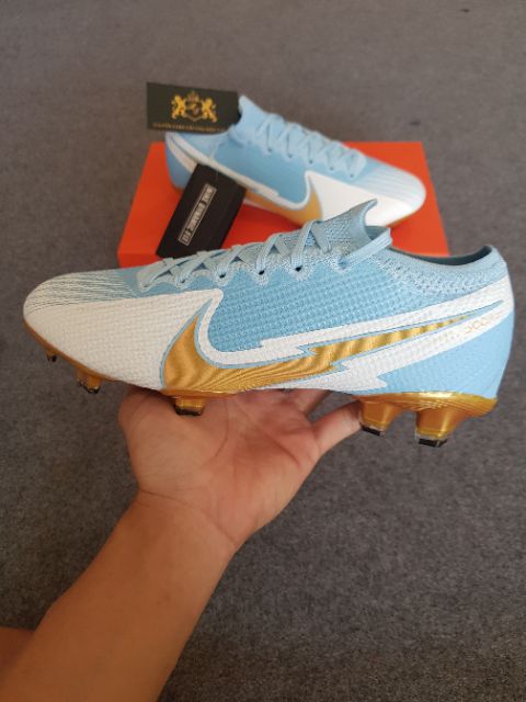 Giày đá bóng Mercurial Vapor 13 FG