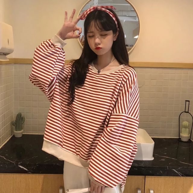 Áo thun kẻ tay bồng