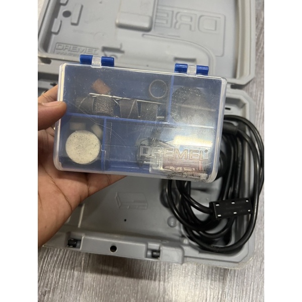 Mài khuôn Dremel 3000