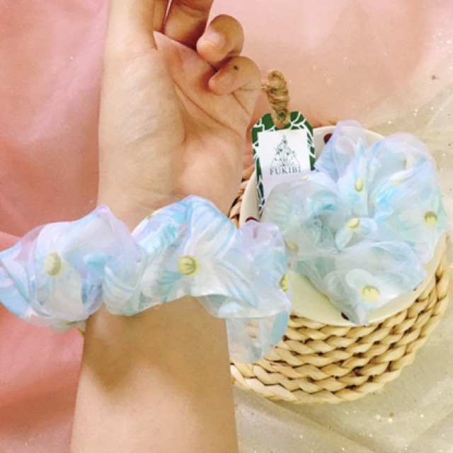 CỘT TÓC VẢI SCRUNCHIES VOAN HOA XANH NGỌC ẢNH THẬT