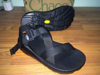 Dép Chaco đế cứng không nhăn