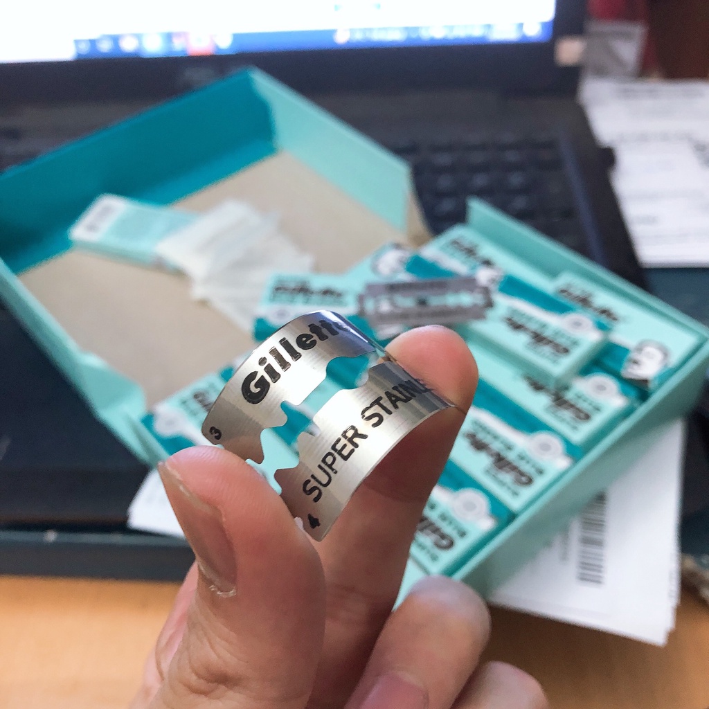 Lưỡi lam Gillette super  màu xanh - Hộp 200 lưỡi