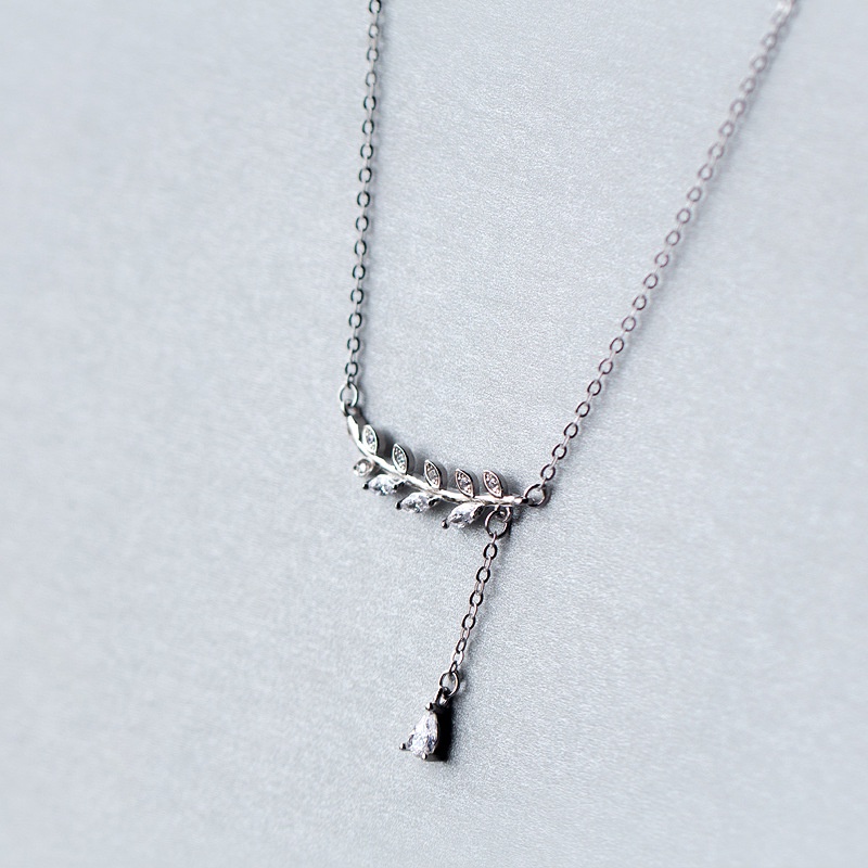 Dây chuyền bạc Evasilver mặt hình lá đính đá thời trang, Vòng cổ chất liệu bạc ta cực đẹp và nữ tính