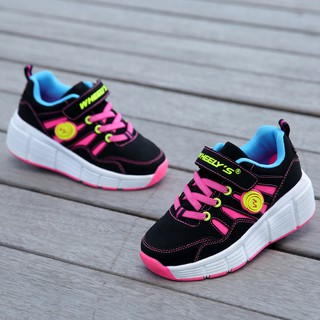Giày sneaker nữ có bánh trượt