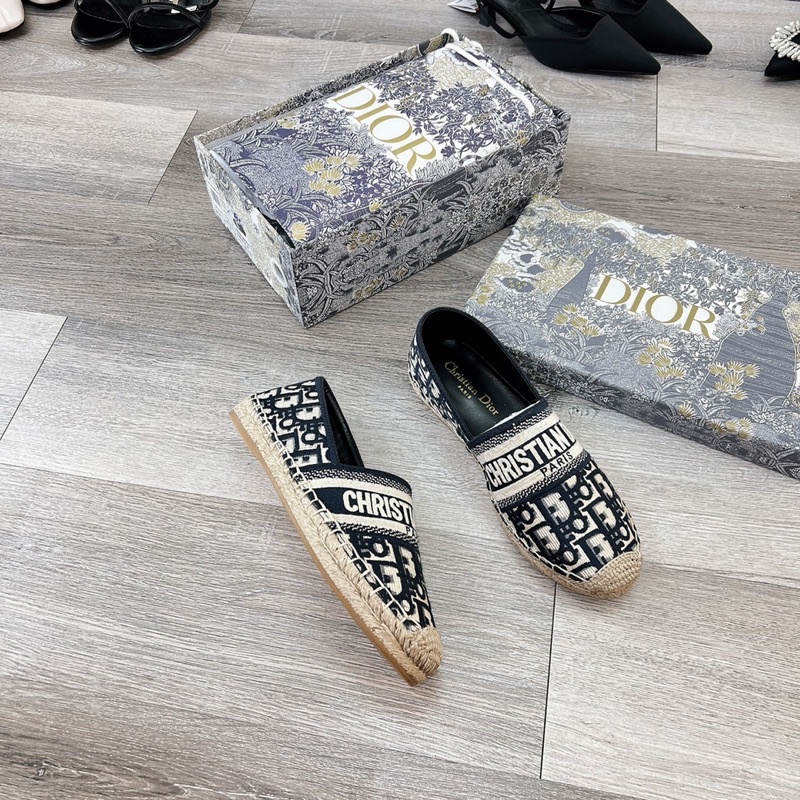 Giày lười slipon đế cói thêu siêu xinh