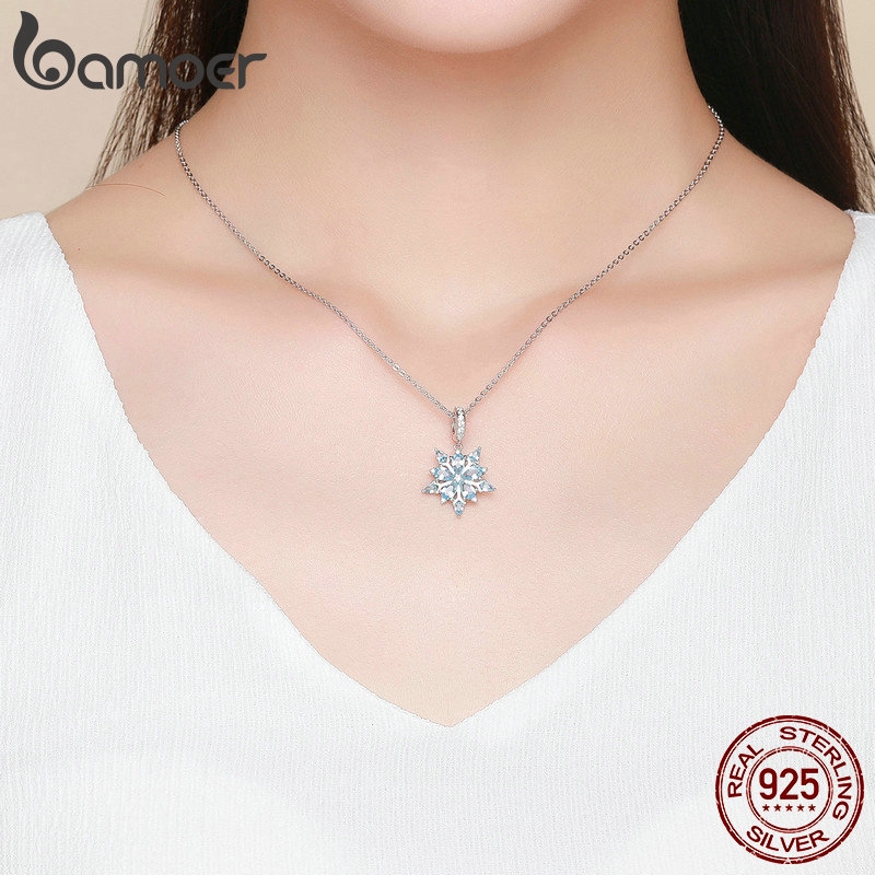 Hạt charm Bamoer SCC940 bằng bạc 925 hình bông tuyết mùa đông đính đá CZ thanh lịch