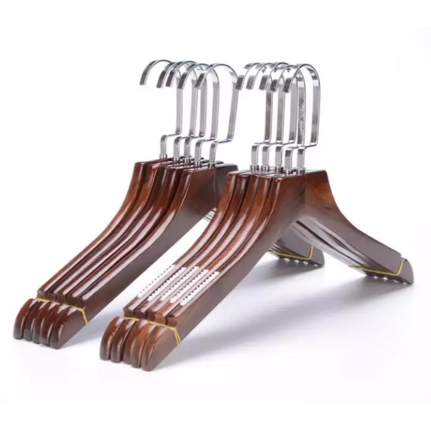 5 Móc treo quần áo nữ gỗ nâu. Dài 38 cm, sơn PU siêu bền