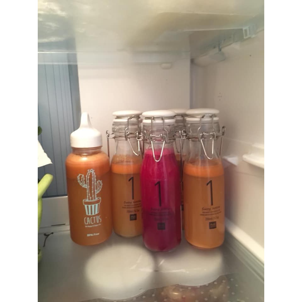 Chai thủy tinh 250ml Lock and Lock