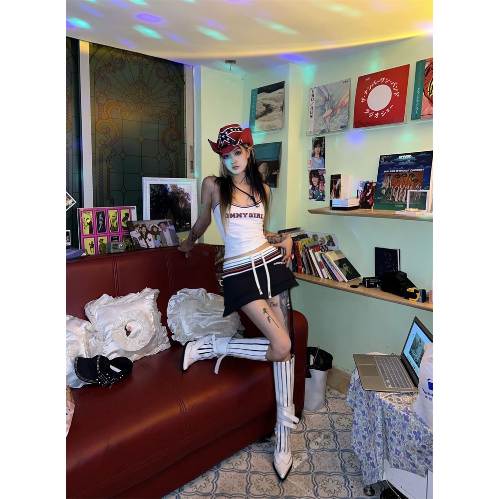 Bộ Áo Cổ Yếm Thấp + Chân Váy y2k Miniskirt Châu Á Dễ Thương Cho Bé Gái