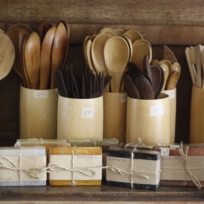 Xà Bông Sinh Dược - Nhà nhiều Lá - Chiết Suất Từ Thiên Nhiên, Thân Thiện Môi Truờng