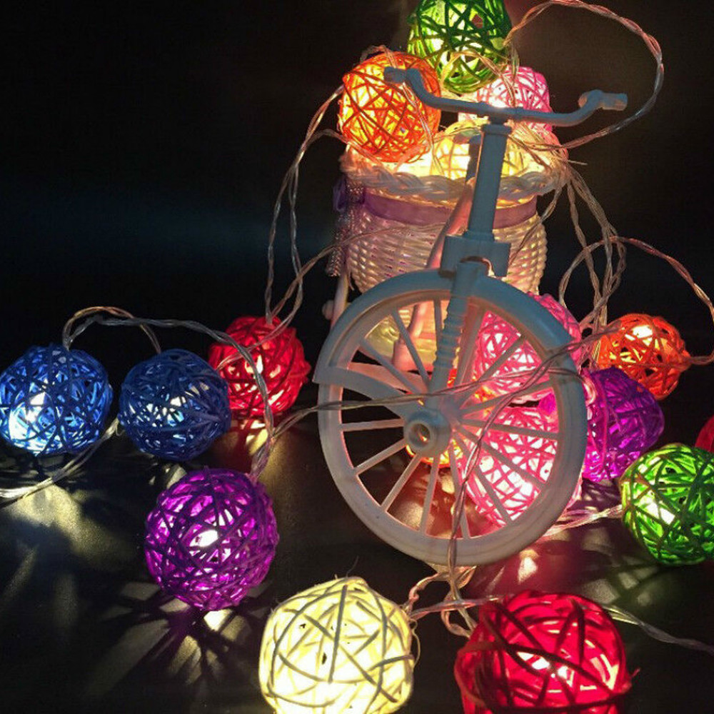 Dây Đèn Led 20 Bóng Hình Quả Cầu Mây Nhiều Màu Sắc Sử Dụng Pin Dùng Trang Trí Giáng Sinh