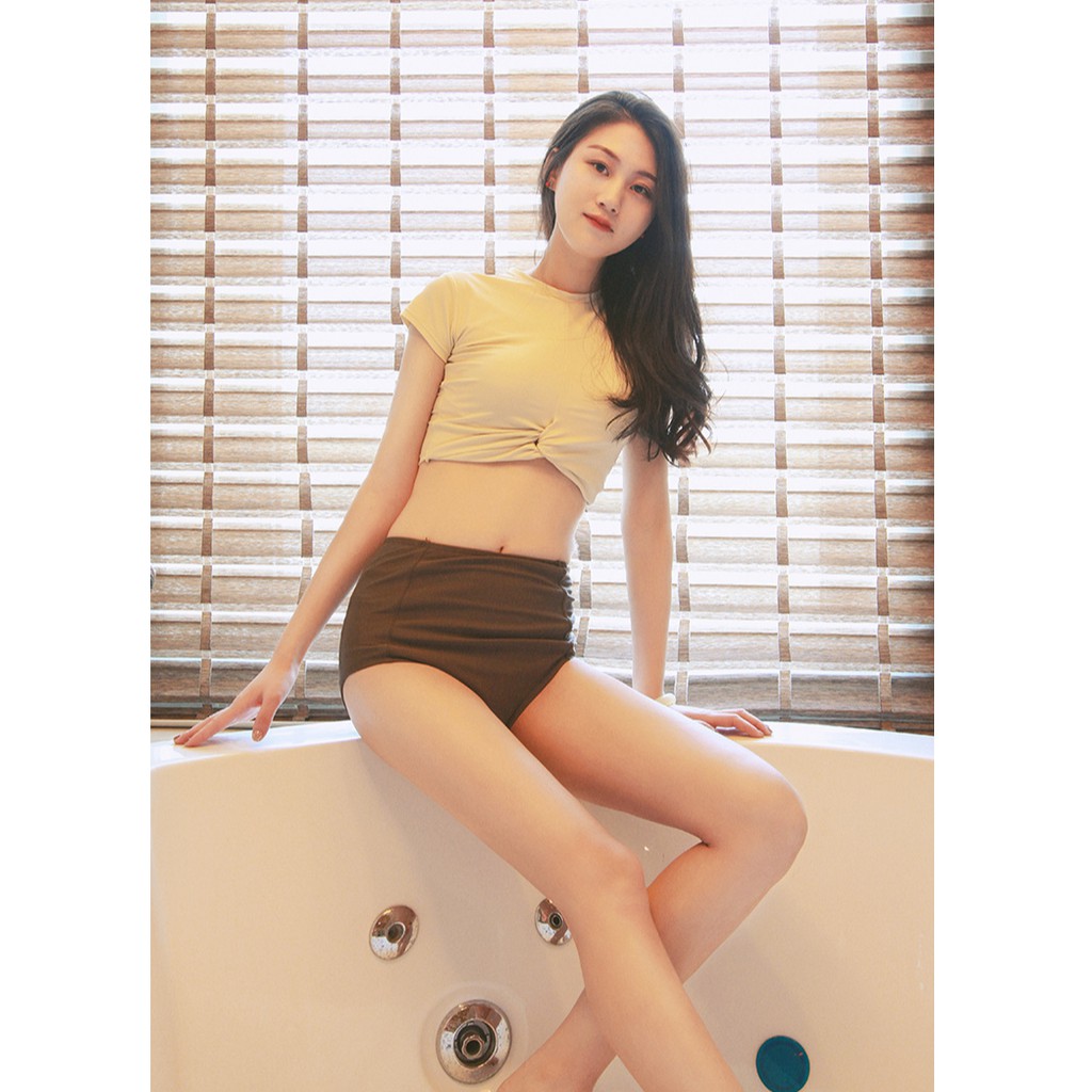 Bộ bơi nữ 2 mảnh kiểu dáng trẻ trung kín đáo